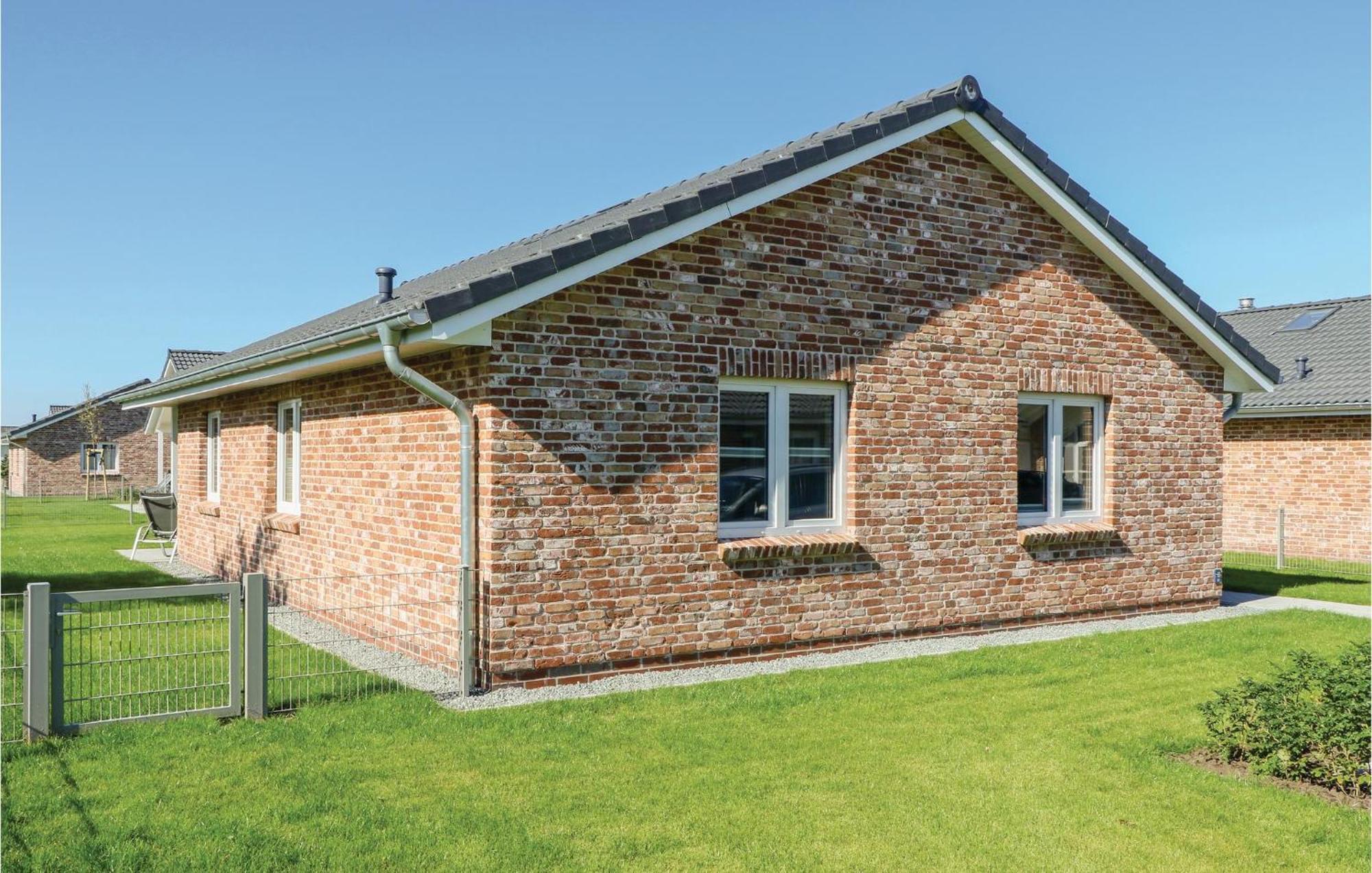Awesome Home In Dagebuell With Kitchen Eksteriør billede